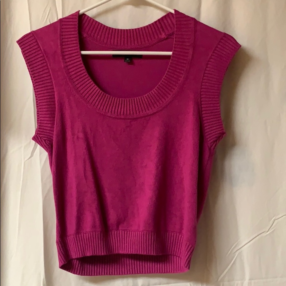 Sweater vest
